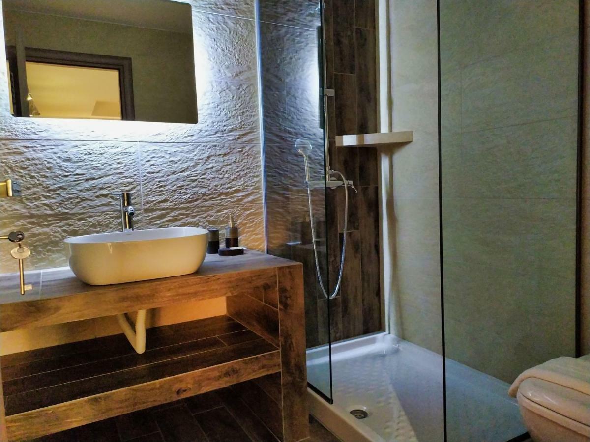 Guesthouse Kastelia Kalampáka Luaran gambar